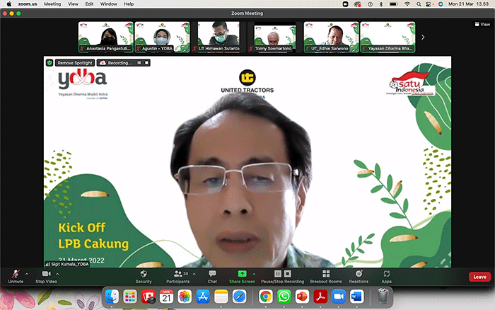 Seremoni Peresmian Program Pembinaan Perdana bagi UMKM binaan Lembaga Pengembangan Bisnis (LPB) Cakung di Jakarta Timur.
