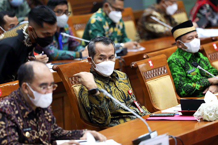 Bupati Wonogiri Joko Sutopo saat memberikan penjelasan kepada komisi X dalam rapat dengar pendapat (RDP) di Gedung Nusantara I.