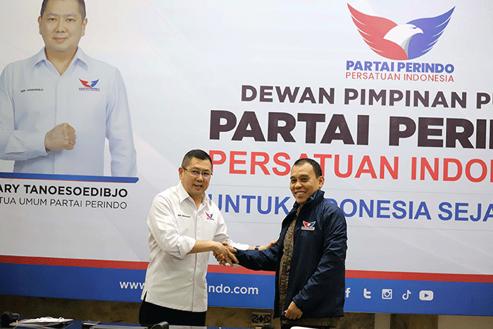 Ketua Umum DPP Partai Perindo, Hary Tanoesoedibjo menyampaikan bahwa pelantikan tokoh sebagai kader partainya ini bukan kali pertama dilakukan.