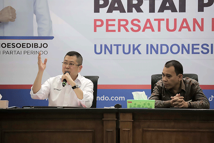 Ketua Umum DPP Partai Perindo, Hary Tanoesoedibjo menyampaikan bahwa pelantikan tokoh sebagai kader partainya ini bukan kali pertama dilakukan.