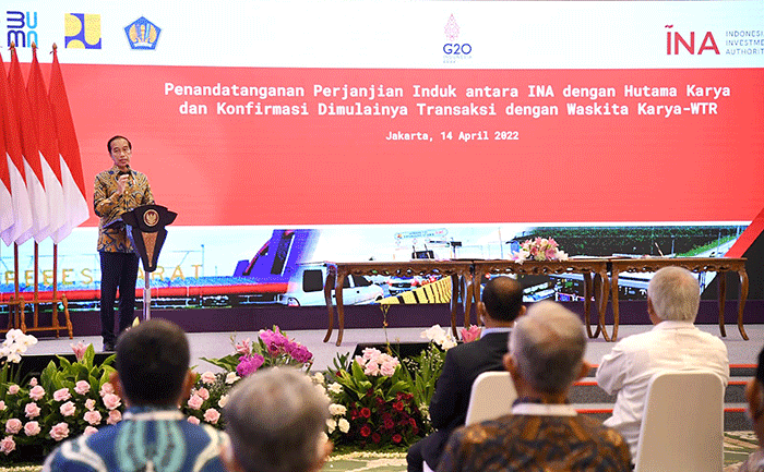 Presiden Jokowi Sambut Baik Kerja Sama Investasi INA dengan Hutama Karya dan Waskita Karya.