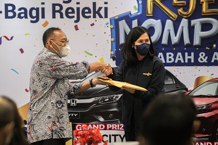 Direktur Utama MNC Life, Febriyani Sjofjan Yahya saat membuka acara penentuan pemenang program bagi-bagi rejeki MNC Life di iNews Tower, Kebon Sirih.