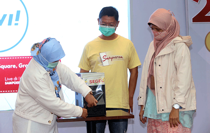 Di penghujung bulan Ramadhan 1443 H / tahun 2022 ini, Bank Sampoerna mengadakan undian Grand Prize Tabungan Sampoerna Mobile Saving (SMS).