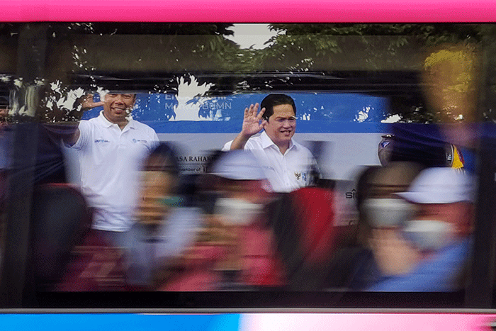 Menteri Badan Usaha Milik Negara Erick Thohir menghadiri secara langsung acara pelepasan Program Mudik Aman Mudik Sehat Bersama BUMN di Gelora Bung Karno.