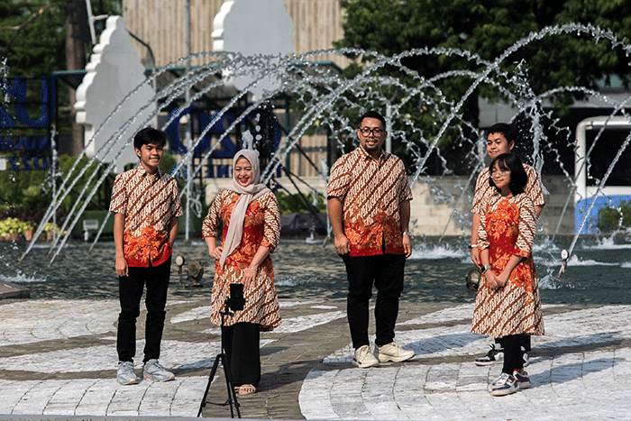 Foto suasana jalanan Jakarta sepi dari pengendara saat libur Hari Raya Idul Fitri 1443 Hijriah di kawasan Sudirman-Thamrin Jakarta, Senin (2/4/2022).