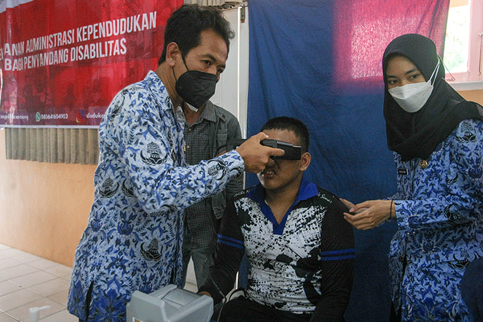 Dengan KTP el penyandang disabilitas secara otomatis sudah resmi menjadi warga negara.