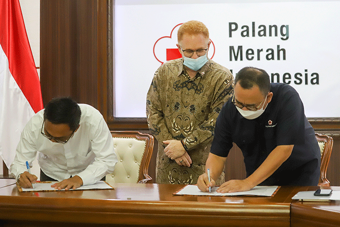 Penandatanganan kerja sama di Gedung Markas PMI Pusat, Jakarta, Kamis (19/5/2022).