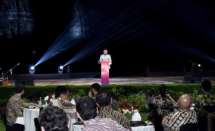 Menteri Johnny menyatakan, salah satu gagasan yang diangkat pada pembahasan isu DEWG ialah people-centered digital connectivity.