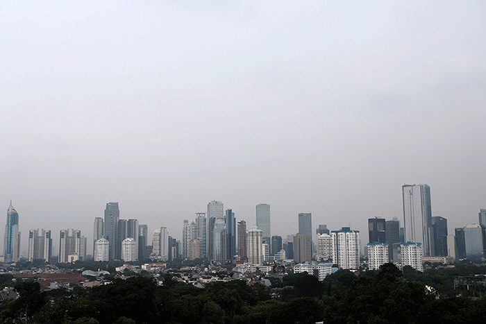 Pemandangan gedung perkantoran di Jakarta, Sabtu (21/5/2022).