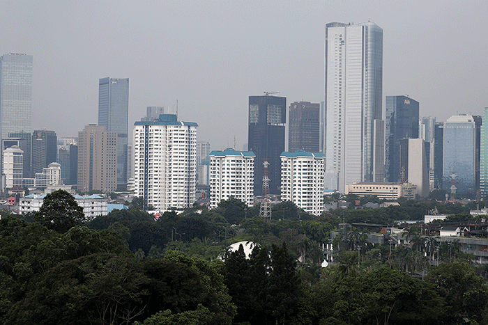 Pemandangan gedung perkantoran di Jakarta, Sabtu (21/5/2022).