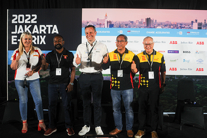 Konferensi pers DHL Dukung Balapan sebagai Mitra Logistik Resmi di Jakarta, Kamis (2/6/2022).