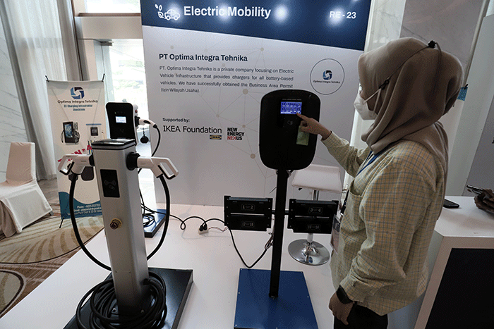 Suasana Festival Energi Terbarukan [RE]Spark 2022 di Jakarta, Kamis (2/6/2022).