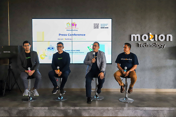 Peluncuran kerja sama antara MotionBanking dan Kredit Pintar di MNC Financial Center, MNC Center, Kebon Sirih, Jakarta Pusat, Jumat (3/6/2022).