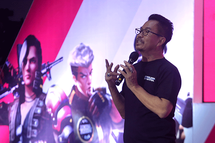 Peluncuran kartu perdana gaming untuk mendukung perkembangan esports di Indonesia di Jakarta, Kamis (2/6/2022).