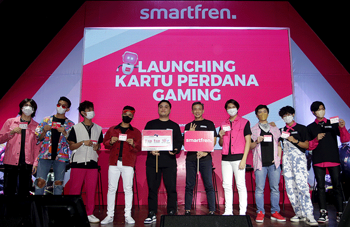 Peluncuran kartu perdana gaming untuk mendukung perkembangan esports di Indonesia di Jakarta, Kamis (2/6/2022).