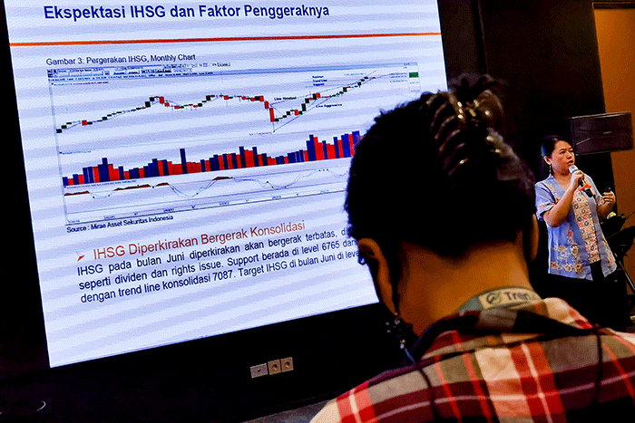 PT Mirae Asset Sekuritas Indonesia saat memaparkan optimistis pasar saham di Jakarta, Kamis (9/6/2022).