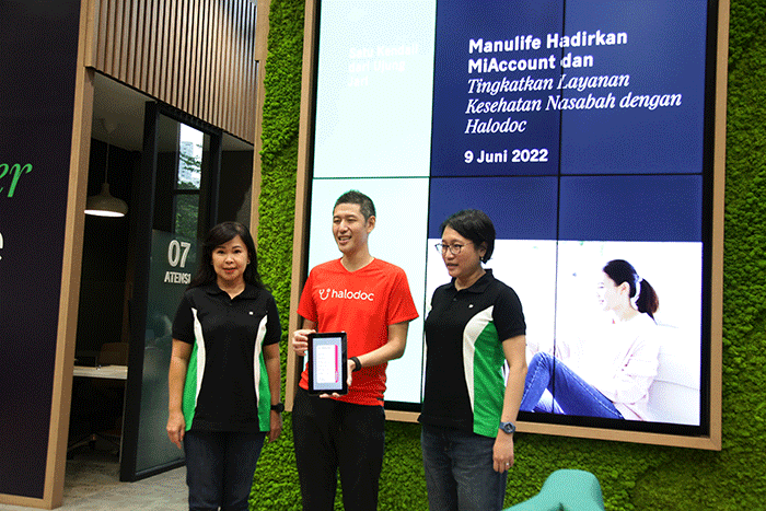 Manulife juga menghadirkan fitur baru platform digital yakni MiAccount yang dapat diakses melalui mi-account.manulife.co.id.