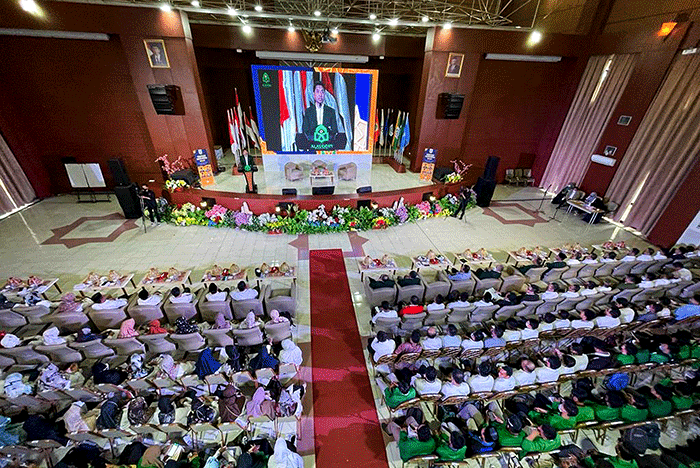Seminar nasional Indonesia Emas yang dilaksanakan di Auditorium UIN Alauddin Makassar, Senin (13/6/2022).