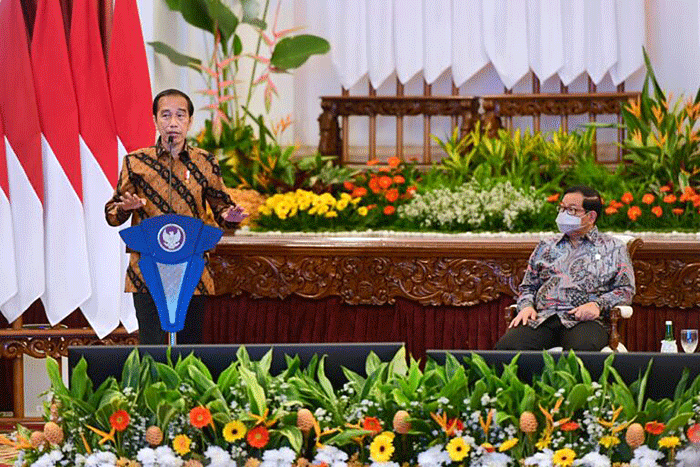 Pembukaan Rapat Koordinasi Nasional Pengawasan Intern Pemerintah Tahun 2022 di Istana Negara, Jakarta, Selasa (14/6/2022).