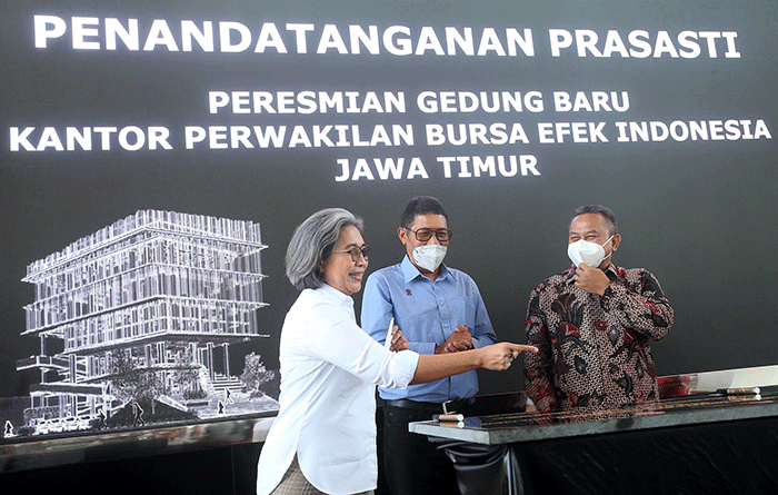 Peresmian Gedung Kantor Perwakilan BEI Jawa Timur di Surabaya, Jawa Timur, Senin (27/6/2022).