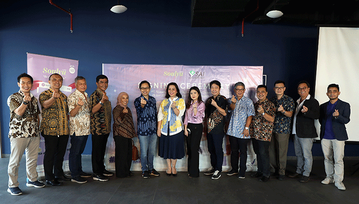Penandatanganan kerja sama untuk mendistribusikan produk Soulyu khususnya di wilayah Jawa dan Bali selain Jabodetabek.