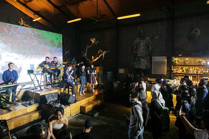 HIVI!, Gerald Situmorang dan Ify Alyssa saat berkolaborasi dalam acara Launch Event Unlimited TuneCore Indonesia di Senopati, Jakarta Selatan, Rabu (29/6/2022).