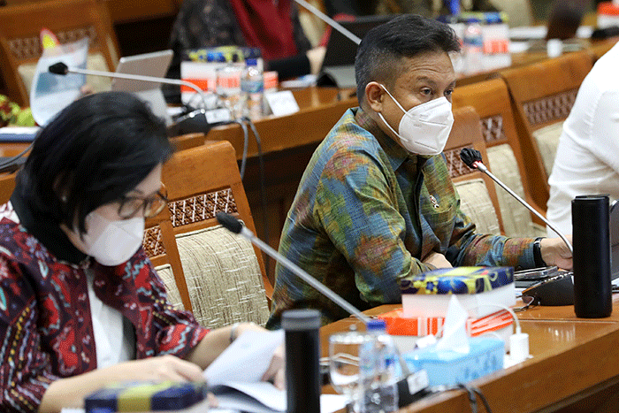 Menteri Kesehatan Budi Gunadi Sadikin Rapat Kerja dengan Komisi IX DPR RI di Kompleks Parleman, Jakarta, Senin (4/7/2022).