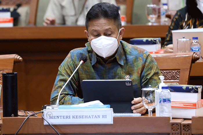 Menteri Kesehatan Budi Gunadi Sadikin Rapat Kerja dengan Komisi IX DPR RI di Kompleks Parleman, Jakarta, Senin (4/7/2022).