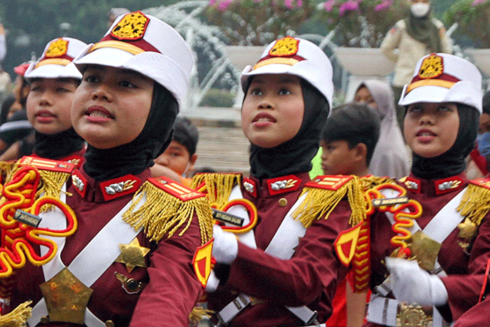 Aksi sejumlah polisi cilik (Pocil) di kawasan Car Free Day (CFD) kawasan Bundaran HI, Jakarta, Minggu (3/7/2022).