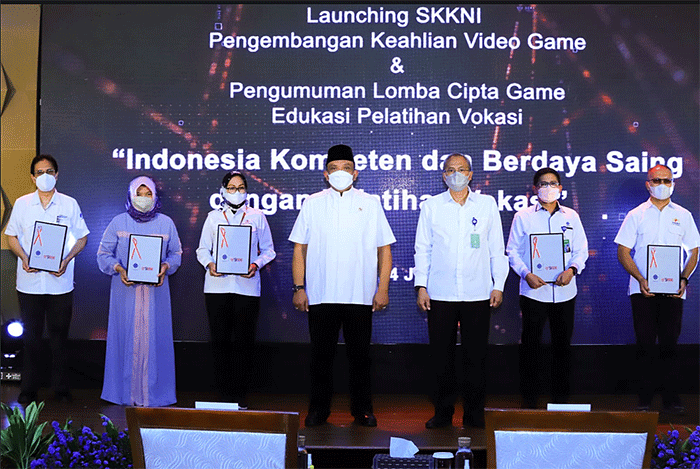 Wakil Menteri Ketenagakerjaan Afriansyah Noor, menyatakan bahwa sektor ekonomi kreatif akan terus didorong menjadi penyangga perekonomian nasional.