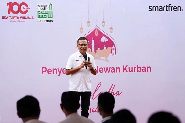 Penyerahan hewan kurban kepada DKM Masjid Jami Assuhaimiah & Masjid Tarihuniyyah di Jakarta, Jumat (8/7/2022).