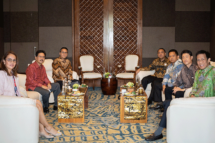 Menteri Keuangan Sri Mulyani Indrawati, secara langsung memberikan Keynote Speech pada acara forum bisnis, serta menjadi pembicara utama.