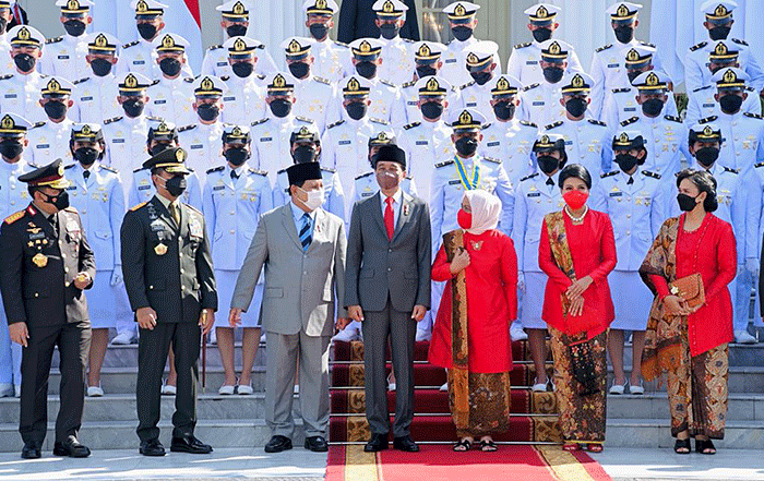 Pelantikan dan pengambilan sumpah para calon perwira remaja (capaja) TNI dan Polri.