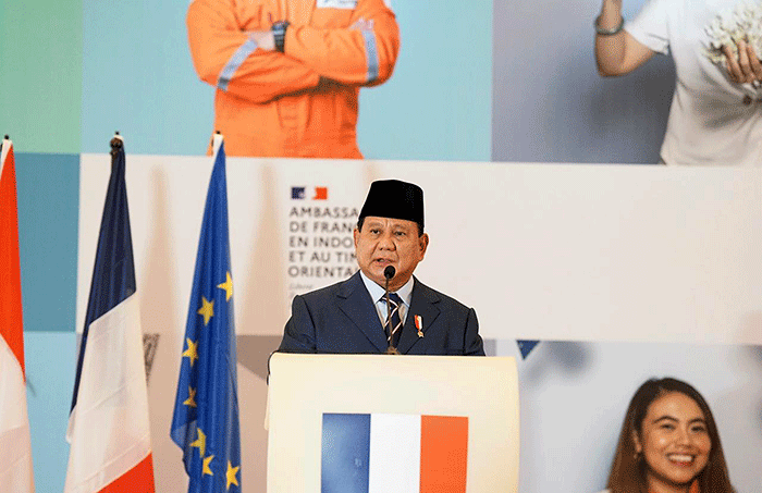 Menteri Pertahanan Prabowo Subianto mewakili Pemerintah Indonesia menghadiri perayaan Hari Nasional Prancis.