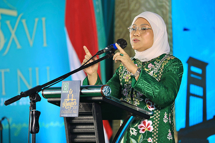 Menteri Ketenagakerjaan Ida Fauziyah, mengajak seluruh pihak untuk turun mendorong peran perempuan dalam perekonomian nasional.