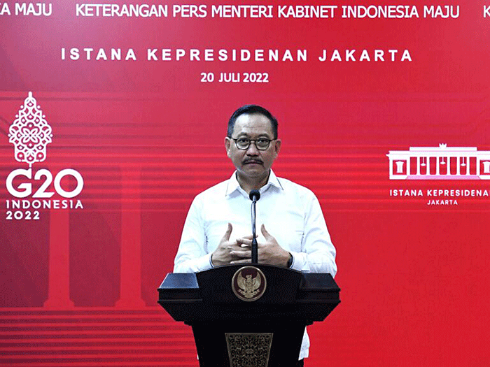 Rapat terbatas yang dipimpin oleh Presiden Joko Widodo di Istana Merdeka, Jakarta, Rabu, 20 Juli 2022.