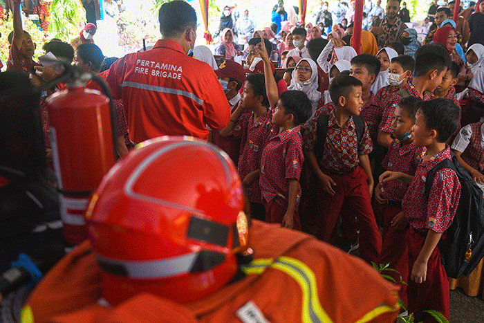 Kurikulum Siap Tanggap Bencana Perkotaan dan Gerakan Cinta Ikan Belida (Sitangkas Cindo) diluncurkan secara simbolis di SDN 225, Palembang.
