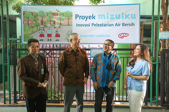 Peresmian fasilitas pengolahan limbah air di SD Islam PB Soedirman, Cijantung, Jakarta Timur, Senin (25/7/2022).