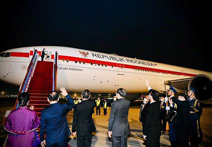 Presiden Joko Widodo dan Ibu Iriana beserta delegasi bertolak menuju Tokyo, Jepang.