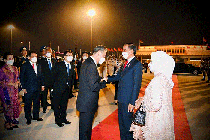 Presiden Joko Widodo dan Ibu Iriana beserta delegasi bertolak menuju Tokyo, Jepang.