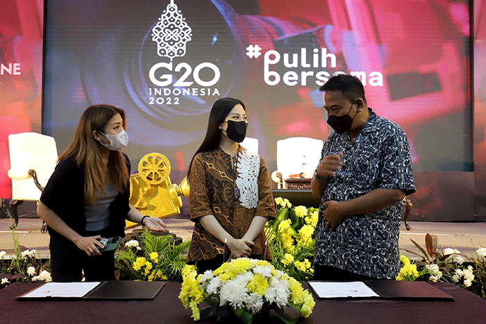 Penandatanganan perjanjian kerja sama (MoU) antara Vision+ dengan BPI (Badan Perfilman Indonesia) di Jakarta, Selasa (26/7/2022).