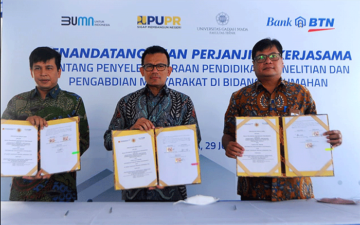 Perjanjian Kerja Sama (PKS) tentang Penyelenggaraan Pendidikan, Penelitian, dan Pengabdian Masyarakat di Bidang Perumahan di Yogyakarta, Jumat (29/7/2022).