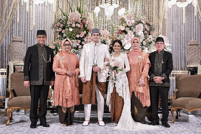 Putri pertama Gubernur DKI Jakarta Anies Baswedan, Mutiara Annisa Baswedan, resmi menikah dengan Ali Saleh Alhuraiby, Jumat (29/7/2022).