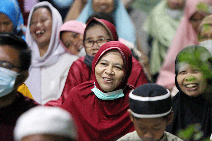 Warga menggelar acara menyambut Tahun Baru Islam 1444 Hijriah di Masjid Nurussalam Serdang Kemayoran, Jakarta, Sabtu (30/1/2022).