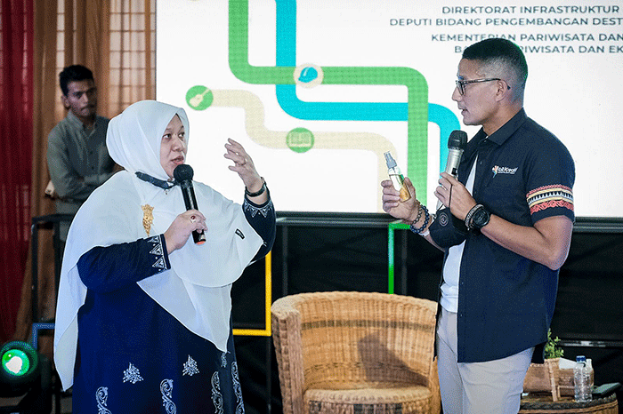 Menteri Pariwisata dan Ekonomi Kreatif Sandiaga Salahuddin Uno melakukan kunjungan kerja ke Provinsi Aceh.