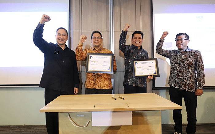 Penandatanganan perjanjian kerja sama (MoU) antara PT MNC Guna Usaha Indonesia dengan ESQ Group melalui ESQ Tour Travel di Jakarta, Selasa (9/8/2022).
