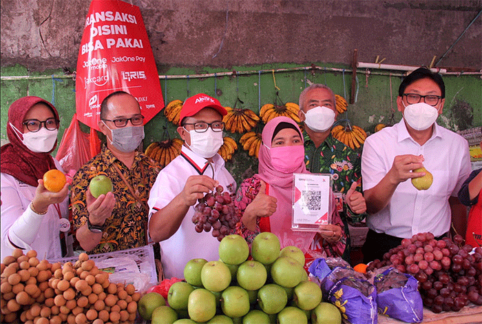 Monitoring on site penerapan akseptansi pembayaran digital SIAP QRIS  (Sehat Inovatif dan Aman Pakai-Quick Response Code Indonesian Standard).