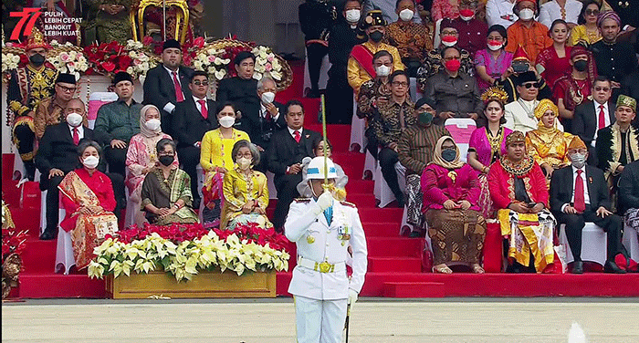 Ketua Umum DPP Partai Persatuan Indonesia (Perindo) Hary Tanoesoedibjo dan Menteri Pertahanan Prabowo Subianto saat menghadiri Hari Ulang Tahun ke-77.
