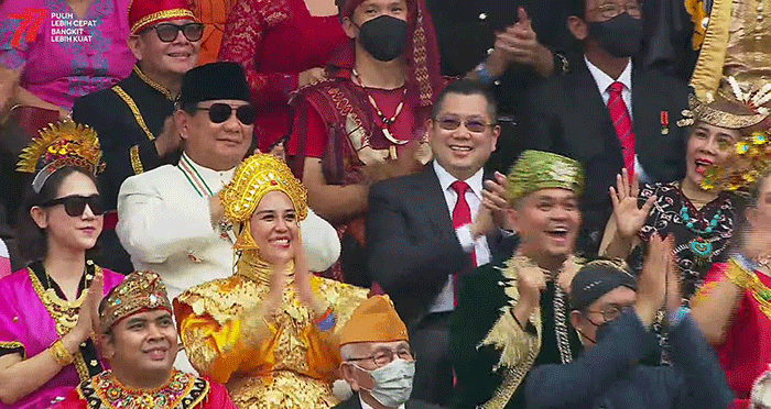 Ketua Umum DPP Partai Persatuan Indonesia (Perindo) Hary Tanoesoedibjo dan Menteri Pertahanan Prabowo Subianto saat menghadiri Hari Ulang Tahun ke-77.