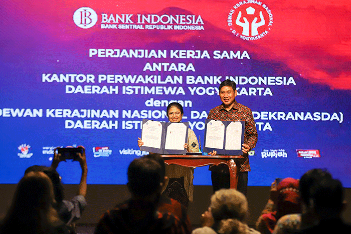 Pembukaan Jogja Fashion Week 2022 di Kamala Grand Ballroom Sleman City Hall, Yogyakarta, Jumat (19/8/2022).